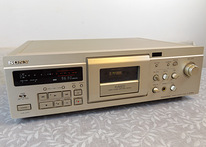 Tippklassi kolmepealine kassettdekk Sony TC-K6ES