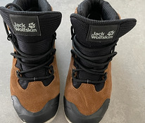 Зимние ботинки из кожи Jack Wolfskin, размер 36.