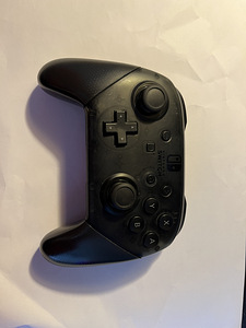 Контроллер Nintendo pro