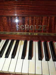 Пианино SCHOLZE 110