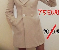 Красивое пальто Monton. Cейчас 45 EUR