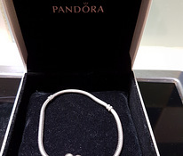 Pandora серебряный браслет MOMENTS