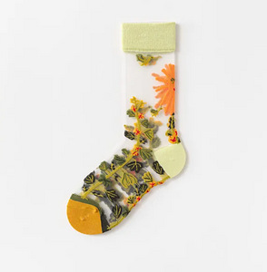 Lillelise tikandiga naiste sokid/Embroidered socks