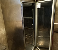 Промышленный холодильник из нержавеющей стали Electrolux
