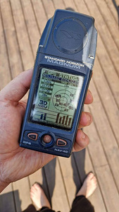 Veekindel käsi GPS MAGNUM NAV-40
