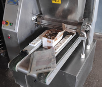 Автоматическая машина для производства печения