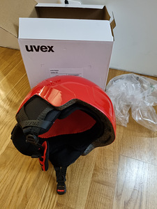 Новый! Лыжный шлем детский Uvex Heyya 46-50 см, красный