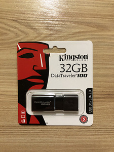 USB-накопитель KINGSTON DT100G3 / 32GB