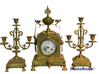 Часы бронзовые с подсвечниками. Франция. 19 век