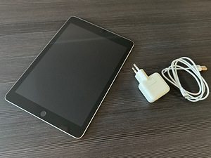 iPad 9,7" 32GB WiFi, Space Gray (6gen)