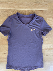 Nike спортивная рубашка, детская M