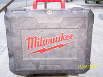 Milwaukee чемодан