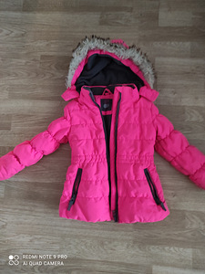 Красивая зимняя куртка для девочек s 104