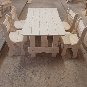 Laud+4 tooli lastele
