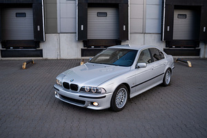 BMW e39 530d manuaal 2002a