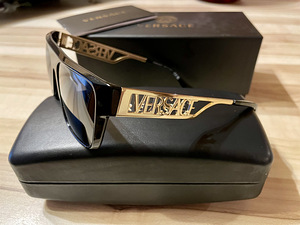 Versace päikeseprill. Versace солнечные очки. Новые!