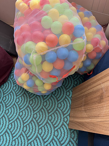 Пластиковые шарики Mochtoys ~900 шт 6 см