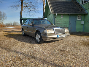 Mercedes bens 300d, 1990