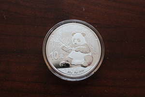 Панда СЕРЕБРЯНАЯ монета 2017 (Китай)