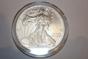 1 OZ USA серебряный доллар