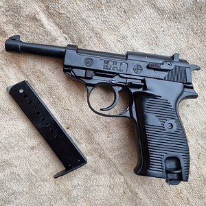 Стартовый пистолет БРУНИ-1200 Р38 8мм П.А.К. (реплика Walther P38)