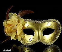 Новая золотая маска Venetian Carnival