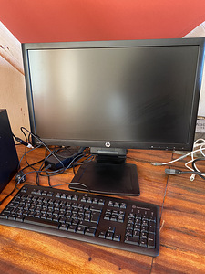 Компьютер, экран, клавиатура, сканер