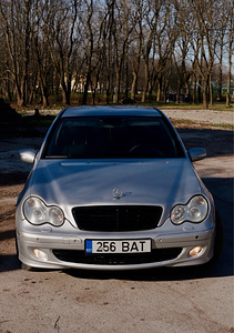 Mercedes Benz w203 220cdi 2005, 2005