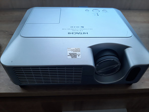 Projektor Hitachi CP-x250