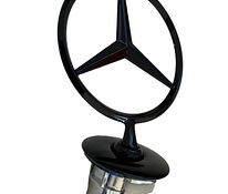Mercedes kapoti ornament. Gloss black. Uus