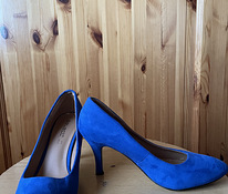Женские синие туфли 38 размер