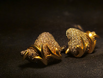 Золотые серьги с бриллиантом 750 проба (№L846)