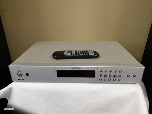 Rotel RT-02 AM/FM Stereo Tuner