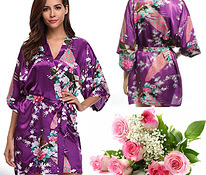 Красивое фиолетовое пестрое кимоно с птицами