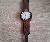 Kullast kaela kell mis on tehtud käekellale. Proov 585
