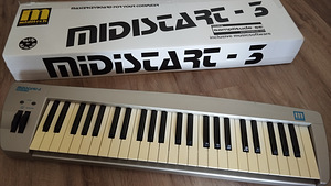 Миди-клавиатура