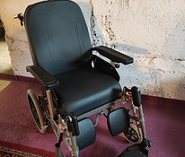 Эква комфорт в инвалидной коляске