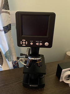 Bresser LCD Student 8,9 cm (3,5") Digitaalne mikroskoop