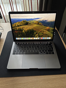 Apple Macbook Pro 8GB/128GB/i5 (13-inch, 2019, Two Thunderbo