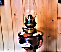 Petrooleumi lamp.