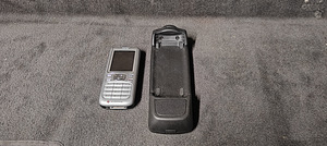 Opeli telefoniadapter ja telefon