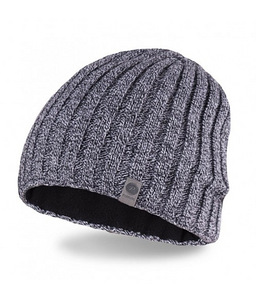 Очень теплая и мягкая зимняя мужская шапка.