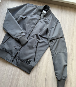 Куртка размер L