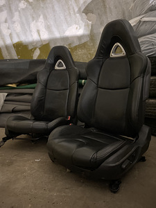 П: Передние сиденья RX8