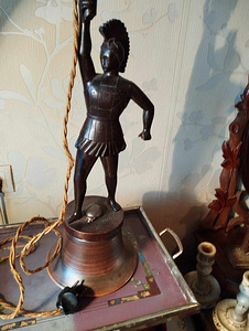Старинная деревянная настольная лампа ручной работы, уникальная