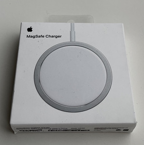 Apple MagSafe Charger 15W
