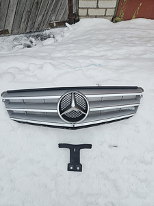 AMG решетка Mercedes w204 + эмблема