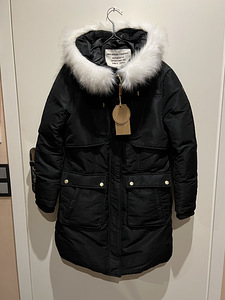 Новое зимнее пальто 36 размера.