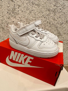 Обувь Nike 22