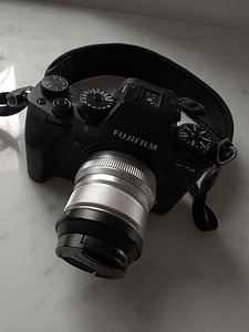 Fuji xt-4 + 23mm 1:2 WR lense